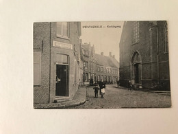 Swevezeele  Zwevezele  Wingene  Kerkingang (foto Genomen Tijdens De Eerste Wereldoorlog - Naam Herberg Zur Eintracht) - Wingene