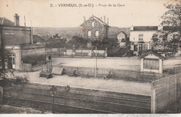 78 - VERNEUIL - Place De La Gare - Verneuil Sur Seine