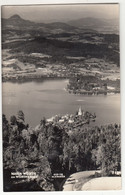 C584) MARIA WÖRTH Am WÖRTHERSEE- Straße Und Blick Auf Die Halbinsel U. See - Maria Wörth