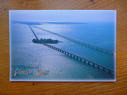 CPSM Timbre Stamp 2002 écrite - USA FLORIDE 7 Mile Bridge Connect Northeast Lower Keys With The Upper Keys - Autres & Non Classés