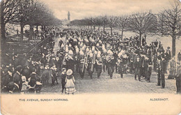 CPA Royaume Unis - Angleterre - Hampshire - The Avenue - Sunday Morning - Oblitérée Aldershot 1903 - Other & Unclassified
