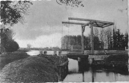 Pont Levis Et Bassin Du Canal - Noyers Sur Cher