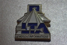 Pin's La Reflexe Informatique , LTA , Saint Ouen - Informatique