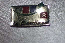 Pin's Automobile Citroën La Francilienne - Citroën