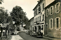 Faulquemont * La Rue De La Gare * Hôtel Restaurant TERMINUS * Automobile Voiture Ancienne - Faulquemont