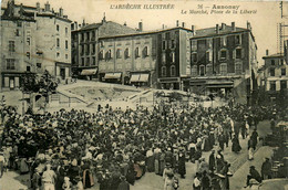 Annonay * Le Marché Sur La Place De La Liberté * Foire - Annonay