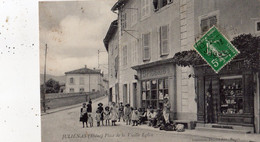 JULIENAS PLACE DE LA VIEILLE EGLISE - Julienas