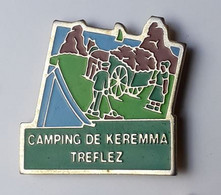 V354 Pin's Camping De Keremma Tréflez Ker-Emma Finistère Achat Immédiat - Cities