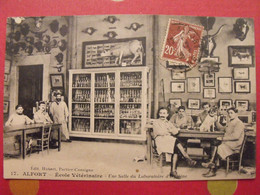 Delcampe - Val De Marne 94. Alfort. école Vétérinaire. Une Salle Du Laboratoire D'hygiène - Maisons Alfort