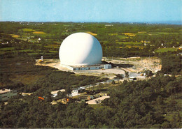 22 - Pleumeur Bodou - Le Centre De Télécommunications Par Satellites - Le Radôme - Pleumeur-Bodou