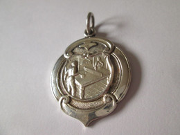 England Table Tennis/ping-pong Medal/medallion:C.L.R. Winners 1952-3 - Grande-Bretagne