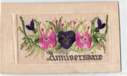 CPA Brodée Fantaisie - Anniversaire Enveloppe - Grosses Fleurs Brodées - Message à  L'interieur - Embroidered