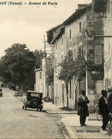 Chaunay * Débit De Tabac Tabacs TABAC , Avenue De Paris * Villageois - Andere & Zonder Classificatie