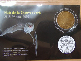 Médaille Touristique Nuit De La Chauve Souris Grotte De La Cocalière 2010 Avec Encart - 2011