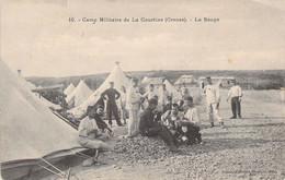 CPA - MILITARIAT - Camp Militaire De La Courtine - Creuse - La Soupe - Regimente