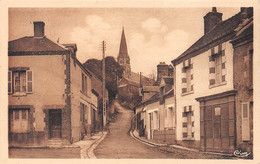 MOREE (Loir-et-Cher) - Montée De L'Eglise - Moree