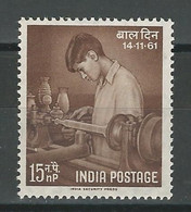 Indien Mi 329, SG 443 ** Mnh - Unused Stamps