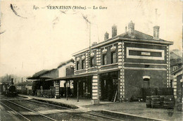 Vernaison * Vue Sur La Gare * Le Train * Ligne Chemin De Fer - Other & Unclassified