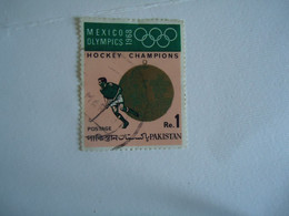 PAKISTAN   USED    STAMPS  HOKEY    SPORTS   CHAMPION   MEXICO1968 - Hockey (su Erba)