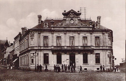 CPA - FRANCE - 59 - CAUDRY - L'Hôtel De Ville - L Pollet Lille - Animée - Caudry