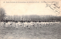 CPA - MILITARIAT - Ecole Normale De Gymnastique De Joinville Le Pont - Exercice D'assouplissement - Malcuit - Maniobras