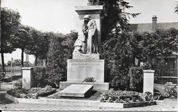 Vaires - Le Monument Aux Morts - Cachet Poste 1965 - Vaires Sur Marne