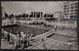 Carte Postale (dentellée) Les Sables-d'Olonne (Vendée) Casino - Piscine D'eau De Mer - Casinos