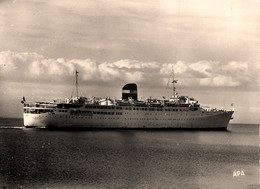 Le Bateau Paquebot " KAIROUAN " à Port Vendres * Kairouan - Steamers