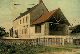 Avrilly * Les écoles * Groupe Scolaire école Village * Cpa Toilée Colorisée - Autres & Non Classés