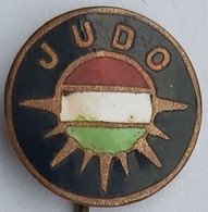 Hungary Judo Federation Association Union PIN 12/8 - Judo