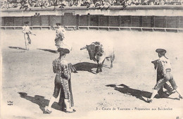 CPA - CORRIDA - 3 - Course De Taureaux - Préparation Aux Banderilles - Corridas