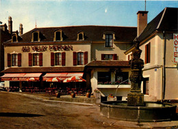 Château Chinon * Place Gudin Et Hôtel Restaurant AU VIEUX MORVAN - Chateau Chinon