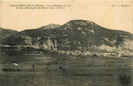 Lus La Croix Haute * Vue Générale De Lus Et De La Montagne De Basset - Autres & Non Classés