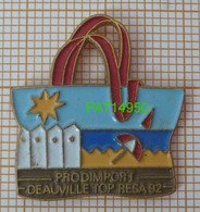 PAT14950 TOP RESA 92 PRODIMPORT à DEAUVILLE 1992 Salon Des Professionnels Du Tourisme   SAC DE PLAGE - Città