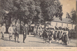 CPA - MILITARIAT - PERSONNAGE - Le Général JOFFRE Visite L'Alsace à Massevaux - Personen