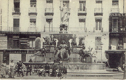 44 Nantes Fontaine De La Place Royale Animation N°13 - Nantes