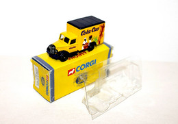 CORGI - CAMION LIVRAISON BEDFORD 30 CWT TRUCK - PUB COLA-CAO - D'ANTAN 1956-2000 - AUTOMOBILE MINIATURE (2811.26) - Corgi Toys