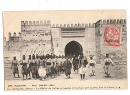 CPA- OUDJDA ( OUJDA ) La Mhella Du Sultan Se Rendant à L'exercice Par La Porte Bab El Gherb Animée & Circulée N°15 - Otros & Sin Clasificación