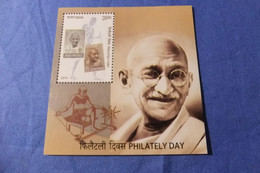 India 2013 Michel Block 118 Gandhi MNH - Blokken & Velletjes