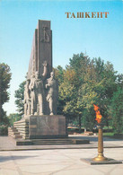 Postcard Asia Uzbekistan Tashkent Monument To 14 Turkestan Commisars - Ouzbékistan