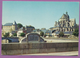 Delcampe - MAYENNE - Le Pont Mac Rocken. Le Château Et L'Eglise Notre-Dame - Mayenne
