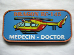 PVC SECURITE CIVILE DRAGON EC-145 HELICOPTERE SCRATCH AU DOS NEUF - Firemen