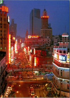 (3 M 48) China - Shanghai Night View Over Najing E.Road - Budismo