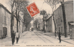 Delcampe - *** 87  ****  BELLAC  Avenue De La Gare Arrivée Du Tram TTB - Bellac