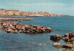 CARTOLINA  CARLOFORTE,CARBONIA,SARDEGNA,VISTA DAL MARE,SOLE,ESTATE,VACANZA,SPIAGGIA,BARCHE A VELA,VIAGGIATA 1972 - Carbonia