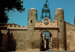 15381  CAMARET  La Vieille Porte Et L'Horloge   ( Cloche)  (Recto-verso) 84 - Camaret Sur Aigues