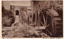 Delcampe - 35,ILLE ET VILAINE,FOUGERES,BRETAGNE,CHATEAU FORT,MEDIEVAL,12 EME SIECLE,ENTOURE DE CARRIERE DE SCHISTE - Fougeres
