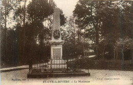 St Cyr La Rivière * Place Et Le Monument - Andere & Zonder Classificatie