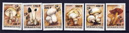 République Du Tchad  6 Timbres Neufs Dont 1 PA ** 1995 Champignons, Mushroom, Pilze - Mushrooms