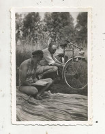 Photographie, PIN UP, Cyclisme, ERIGNE, Maine Et Loire,1950, 85 X 60 Mm - Pin-ups